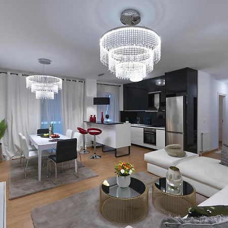 Elegant Apartment In Glyfada Atena Exterior foto