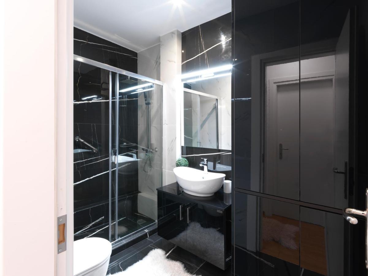 Elegant Apartment In Glyfada Atena Exterior foto
