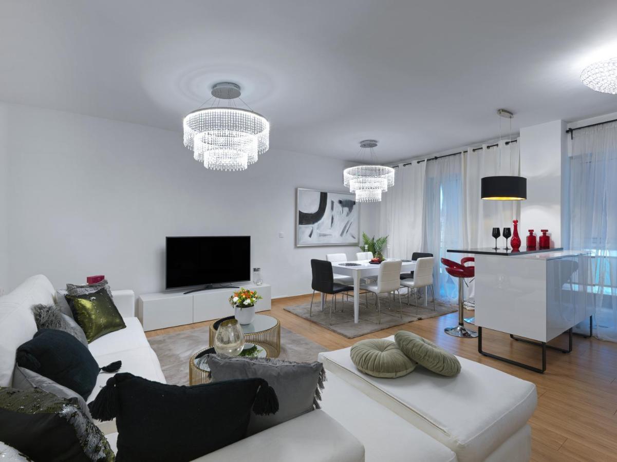 Elegant Apartment In Glyfada Atena Exterior foto