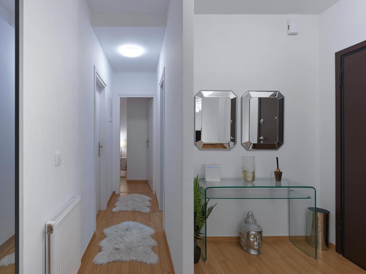 Elegant Apartment In Glyfada Atena Exterior foto